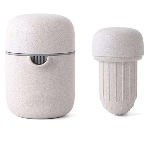 Manual Citrus Juicer With Rotating Lid