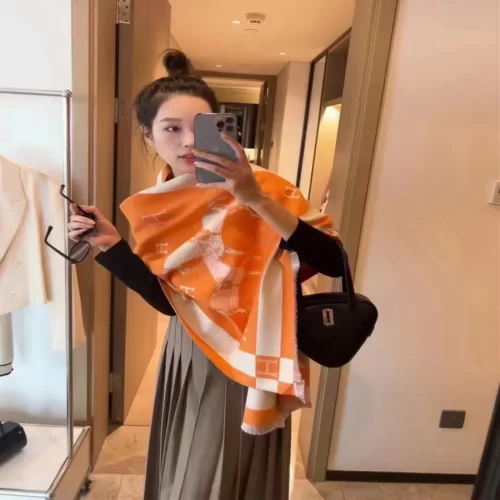 High Quality Soft Fashion Scarfs